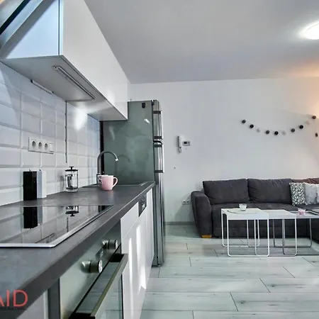 Vanessa Apartman - Hostaid Apartment