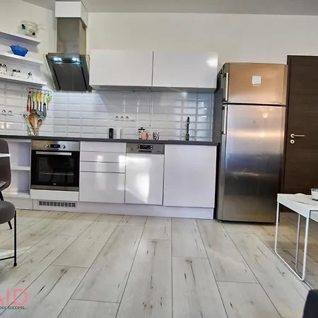 Apartment Vanessa Apartman - Hostaid