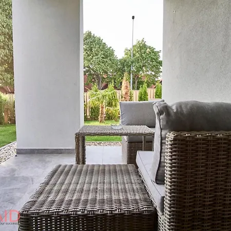 Vanessa Apartman - Hostaid Apartment Balatonfured