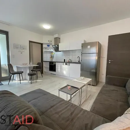 Vanessa Apartman - Hostaid * Balatonfured